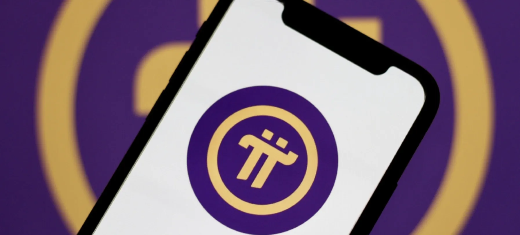 Why Pi Network Is Driving the Altcoin Rally from the Center